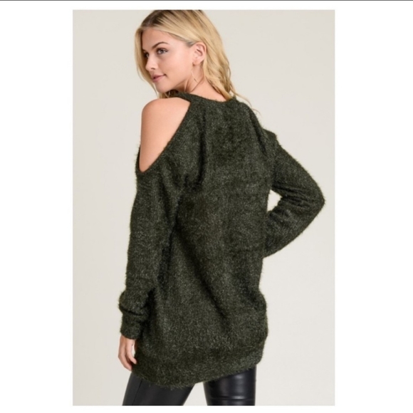 **SOLD**COLD-SHOULDER FUZZY SWEATER-DARK OLIVE - Picture 4 of 8